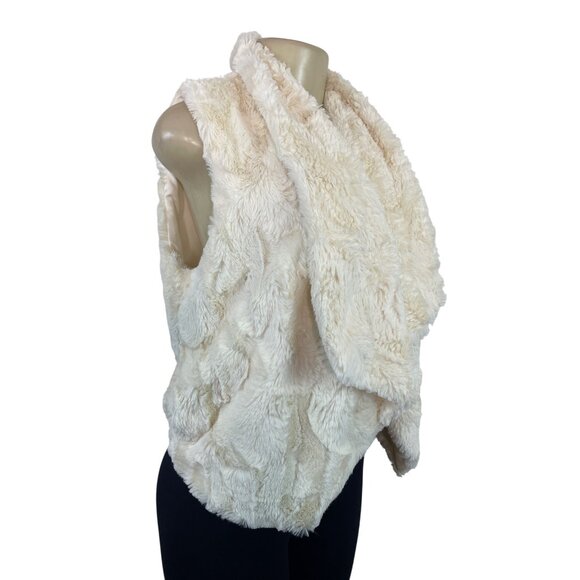 Jack By BB Dakota Faux Fur Drape Vest Cream Sleeveless Womens S - New - Picture 2 of 9